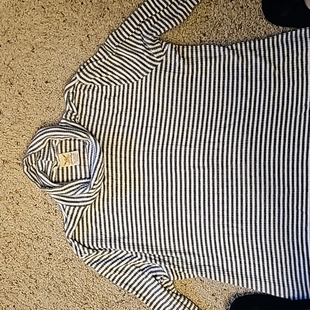 Women's Faded Glory Ribbed Mock Turtleneck Henley